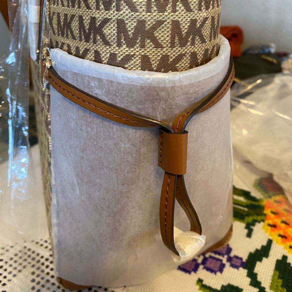 New MK - Picture 4 of 8